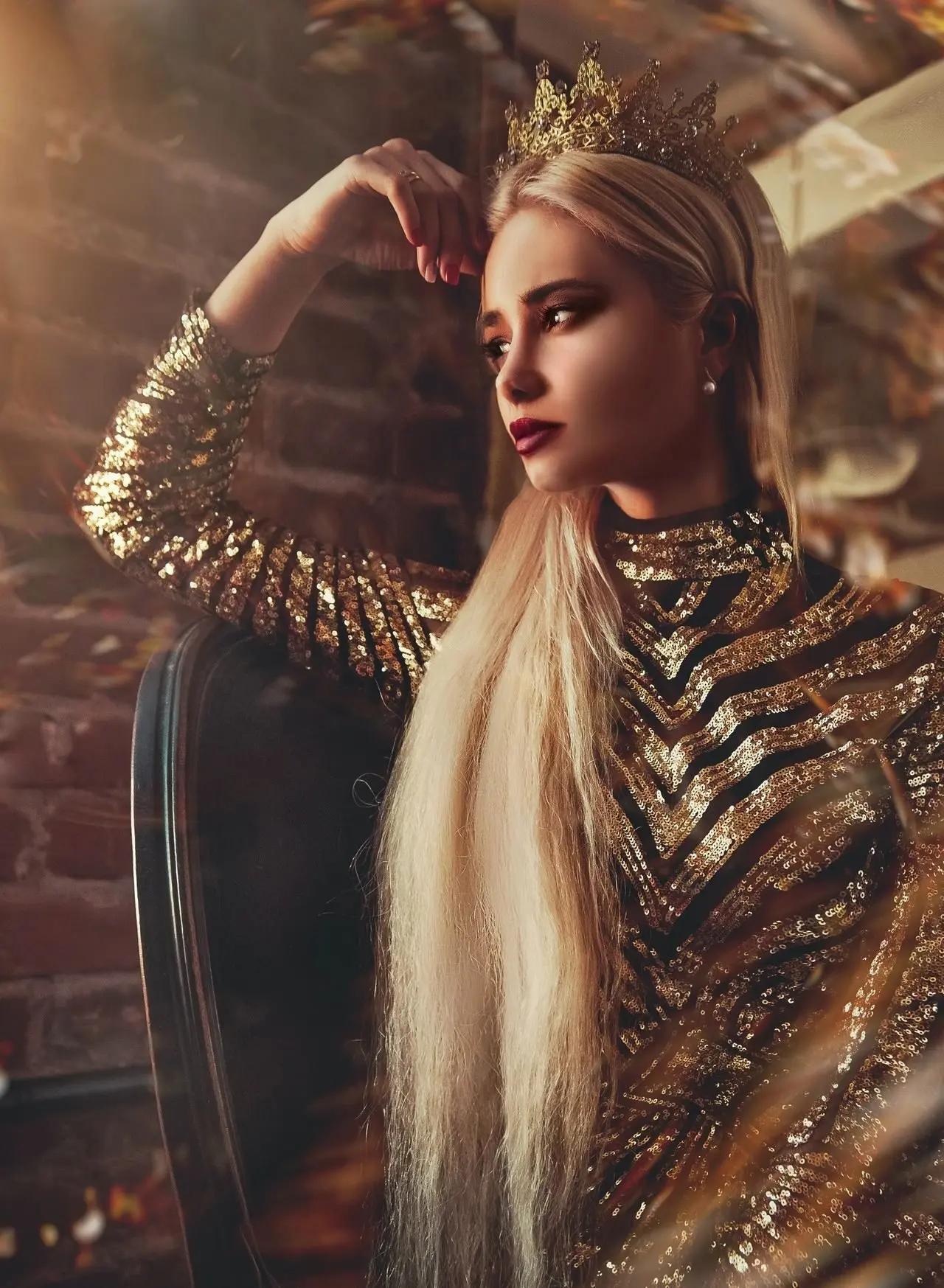 Be a Manifesting Queen