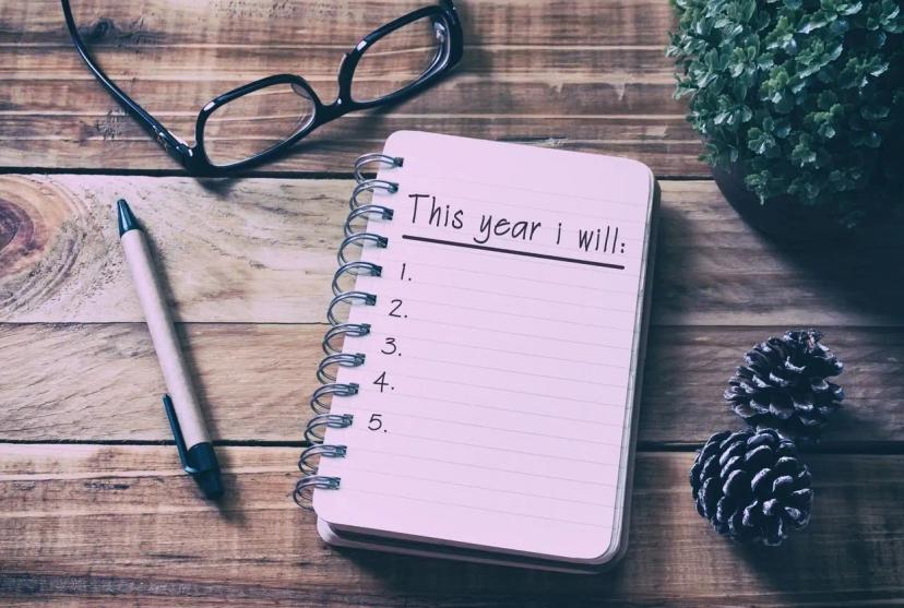 Embracing Change: Crafting and Keeping New Year Resolutions