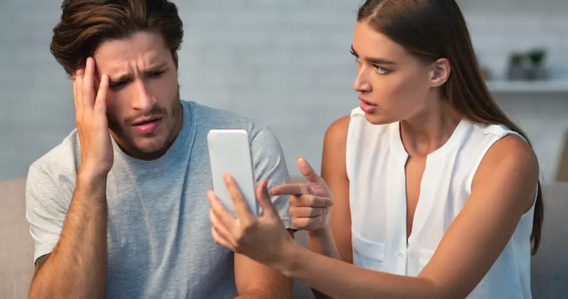 Cheating Husband Signs: How to Tell if He is Unfaithful